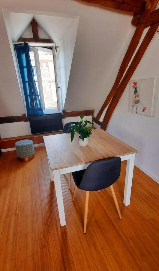 Loft De Charme A 150M De La Cathedrale Appartement Beauvais Buitenkant foto
